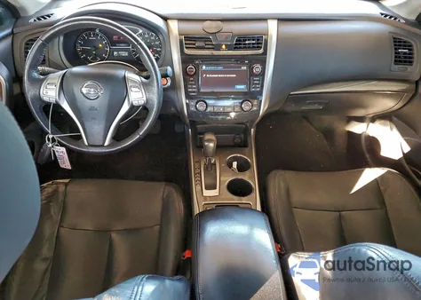 2015 Nissan Altima 2.5 z USA, uszkodzony, nr VIN 1N4AL3AP1FN397857